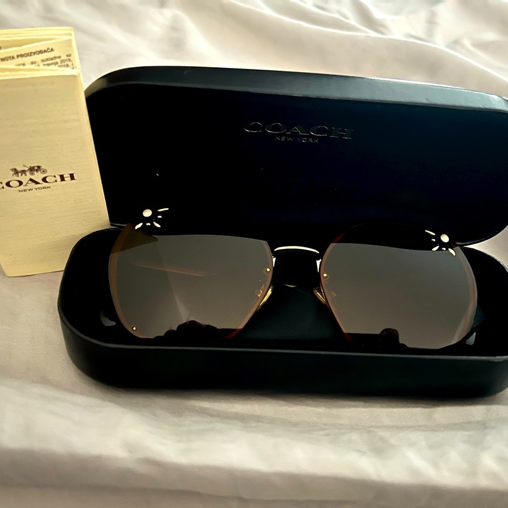 Coach Shades Just in Time for Summer